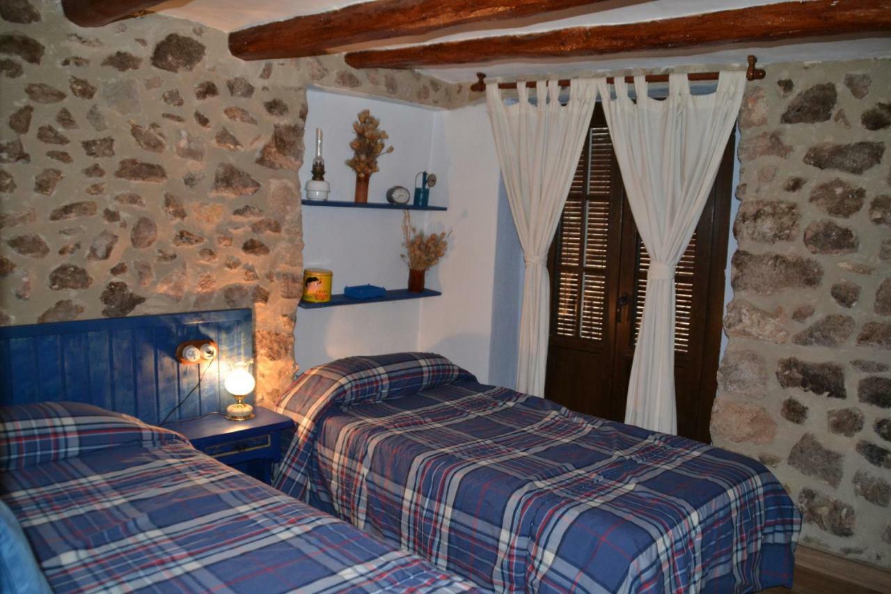 Can Font Hostal Siurana  Exterior foto